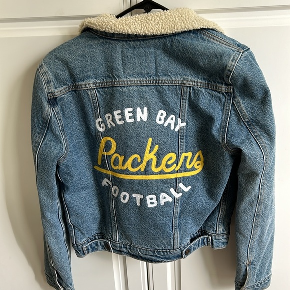 Levi Strauss Greenbay Packers Jean Jacket - Picture 2 of 3